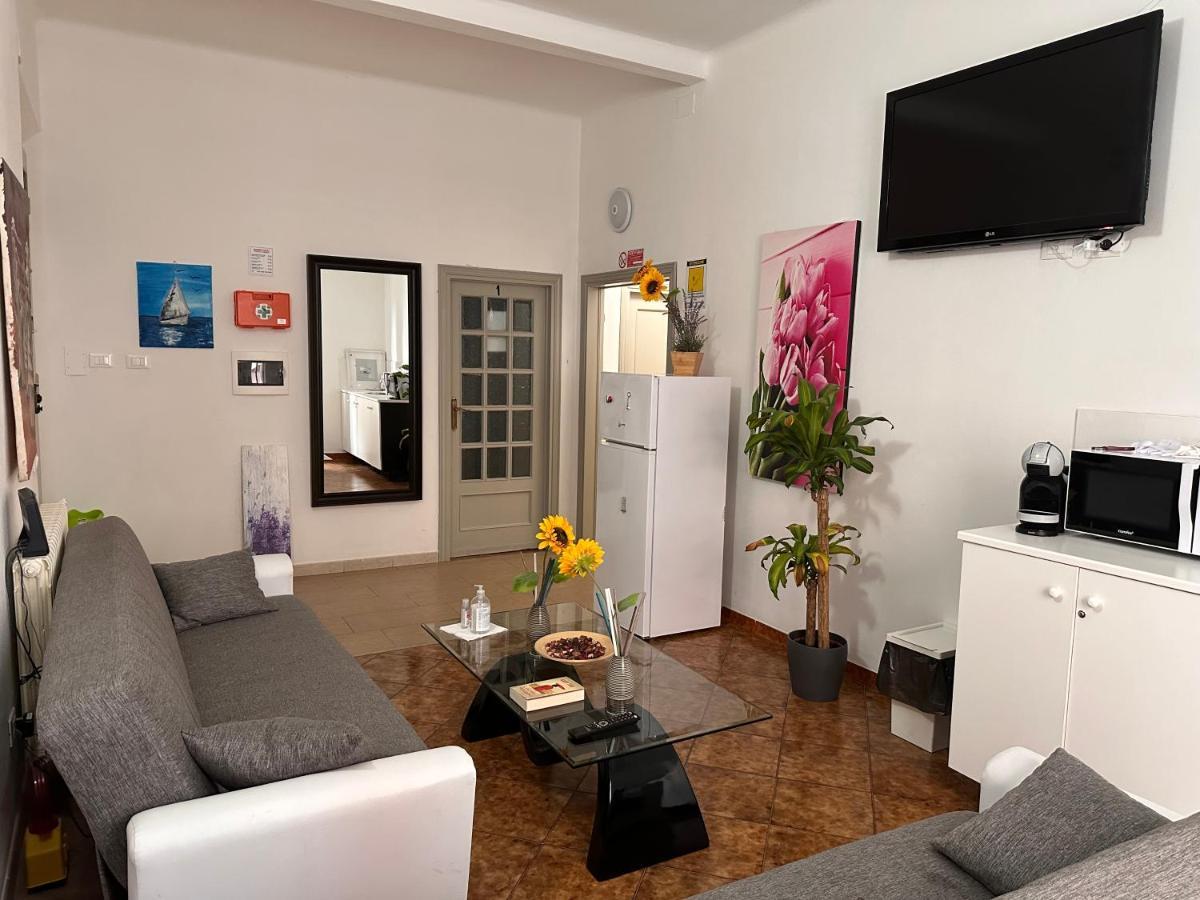 Crown Guest House Pisa Luaran gambar