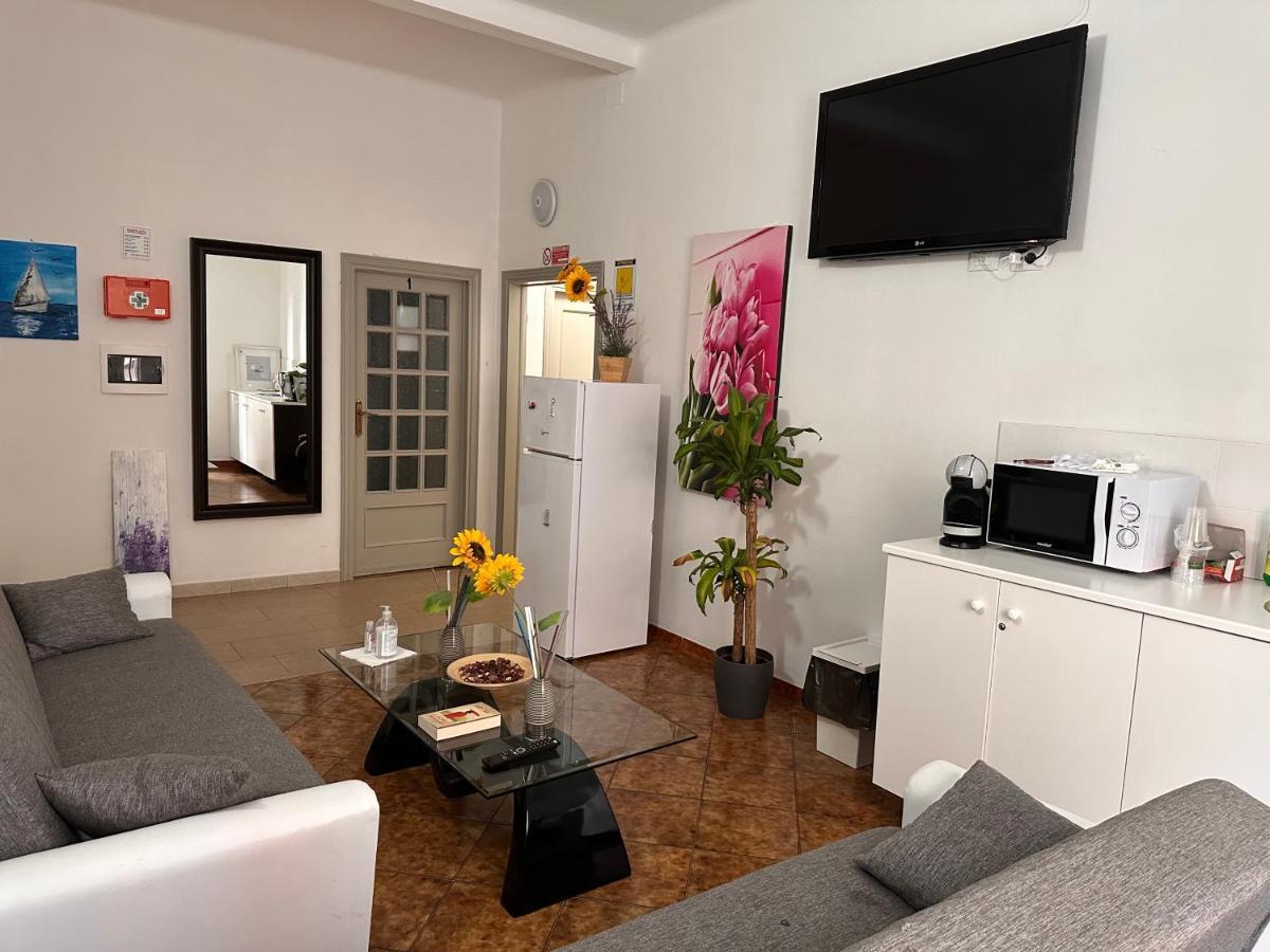 Crown Guest House Pisa Luaran gambar