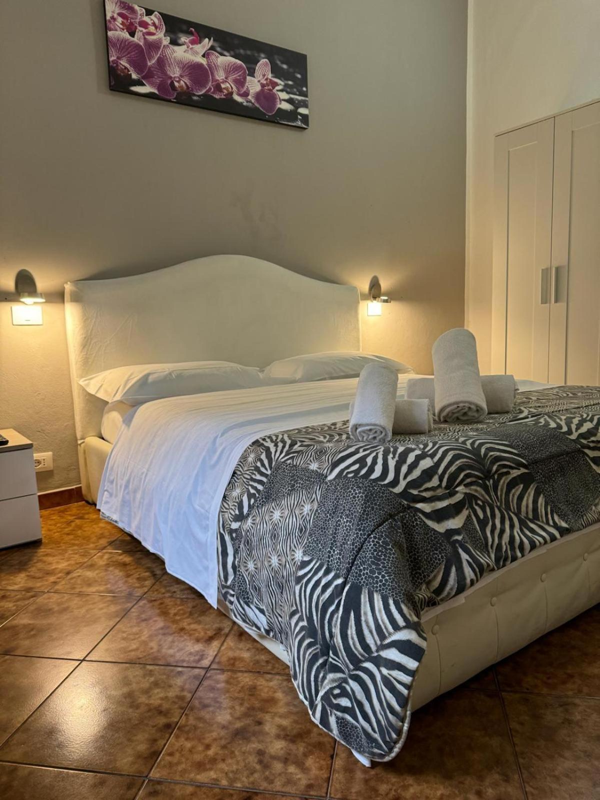 Crown Guest House Pisa Luaran gambar