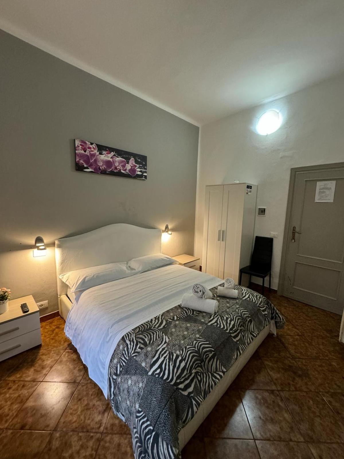 Crown Guest House Pisa Luaran gambar