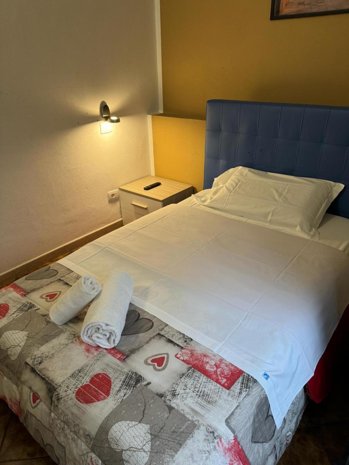 Crown Guest House Pisa Luaran gambar